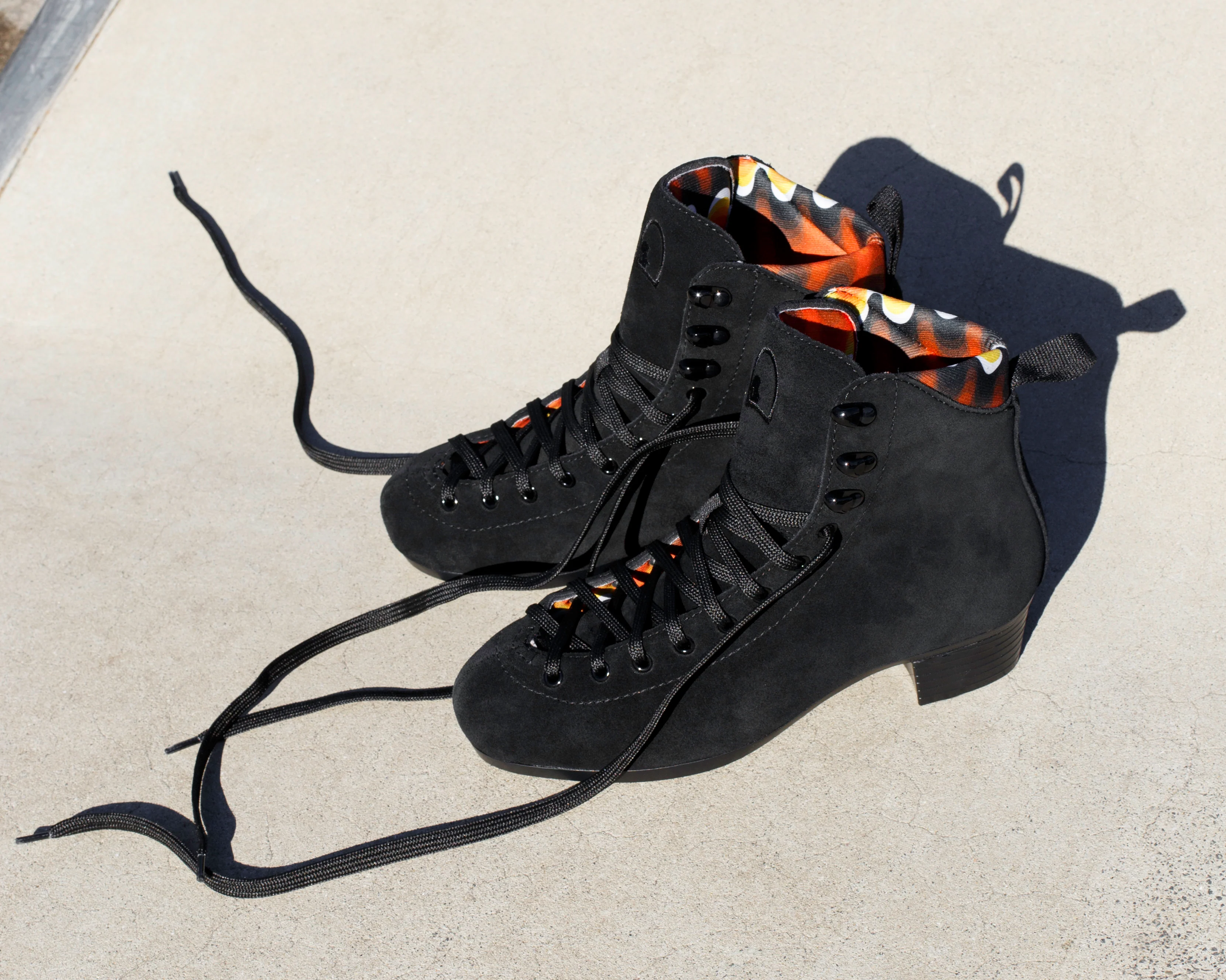 *10% OFF **SPRING SALE** PRO BOOT Chuffed Skates - BLACK - Image 3