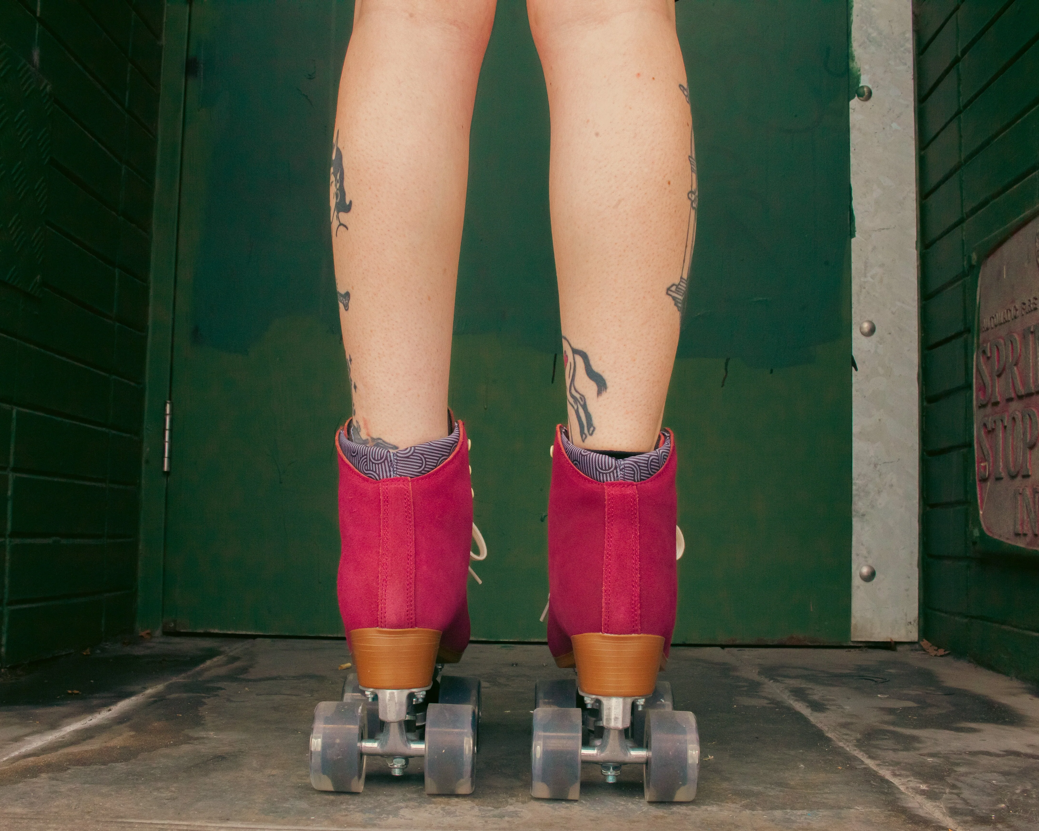 WANDERER Chuffed Skates - BURGUNDY - Image 4